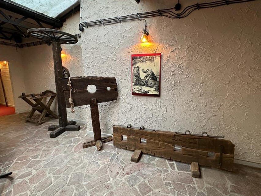 Kraków: Guided Tour of the Torture Museum - What the “valid 1 hour” format means for your schedule