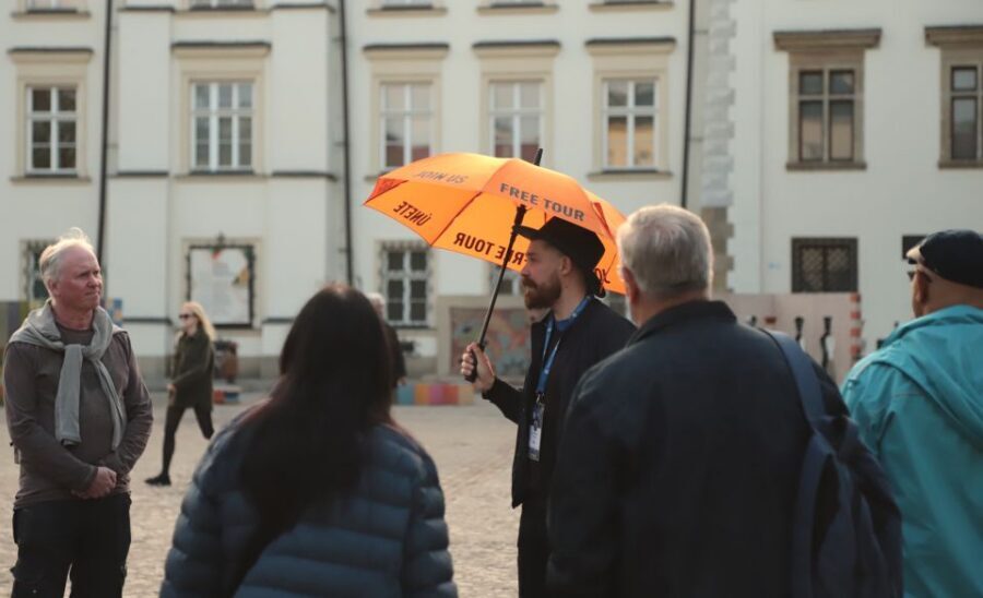 Krakow: Jewish Quarter and Former Ghetto Tour - Kazimierz: the streets that explain Krakow’s Jewish past