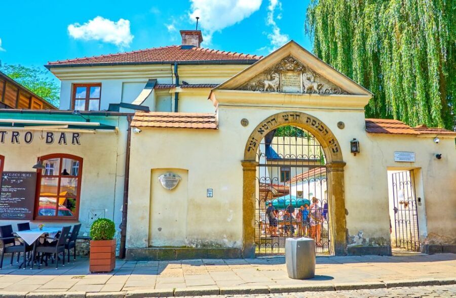 Kraków: Jewish Quarter, Auschwitz, And Salt Mine 3-Day Tour - The 3-day Kraków loop that saves you time (and stress)