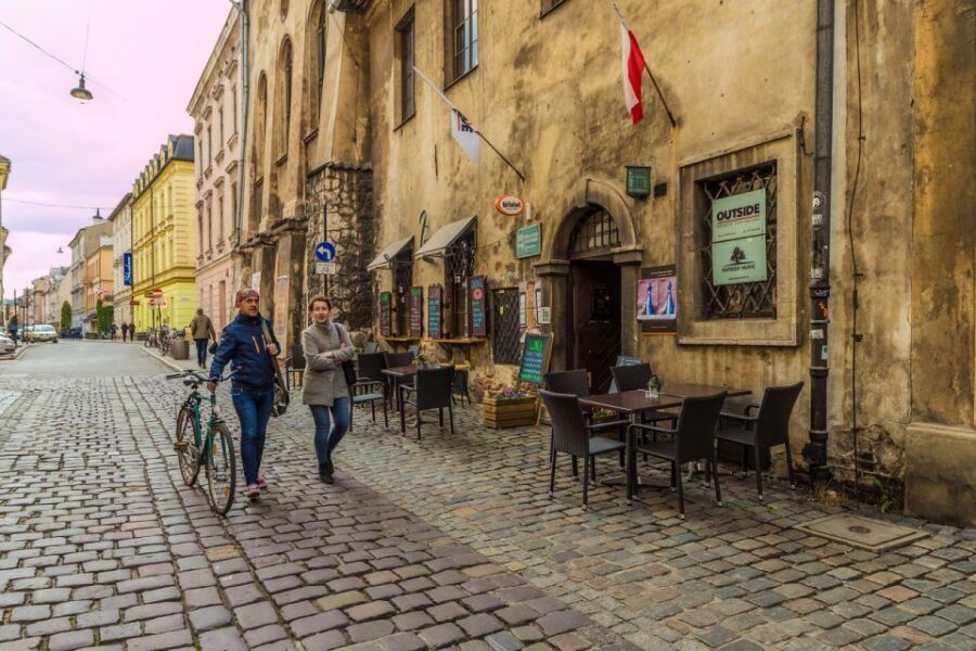 Kraków: Jewish Quarter, Auschwitz, And Salt Mine 3-Day Tour - Price and value: why this package can be a smart deal
