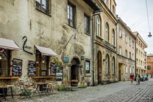 Krakow: Jewish Quarter Kazimierz & Schindler's Factory & Ghetto Guided Tour - Schindler’s Enamel Factory: Skipping the Ticket Line Is Real Value