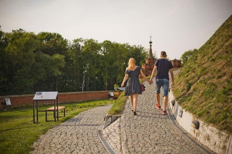Krakow: Kościuszko Mound Ticket – History & Views! - H2: Kościuszko Mound ticket basics: where it is and what you get