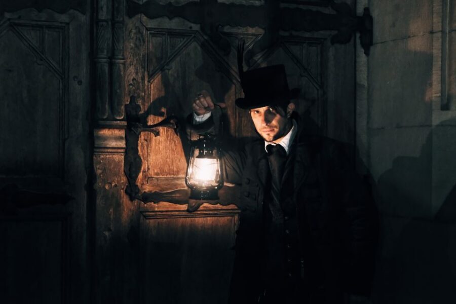 Krakow: Legends and Tales of Old Town Walking Tour - Meeting at Plac Mariacki: Find the Lantern, Then Follow the Voice