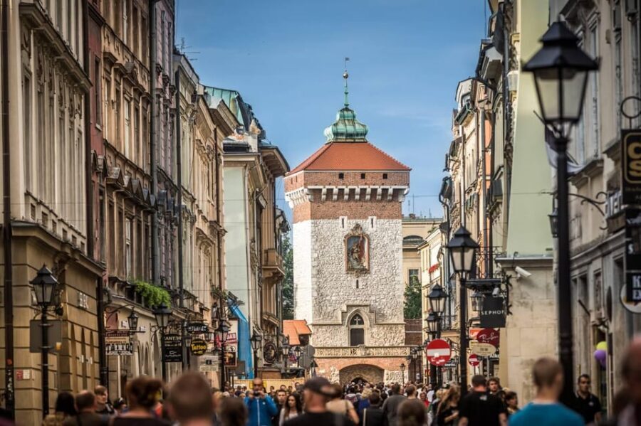 Krakow: Old Town "Royal Route" Walking Tour - The Wawel dragon: a legend that keeps the stones playful