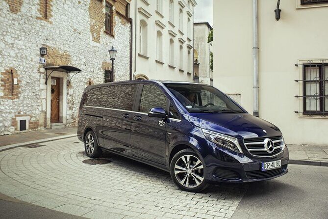 Krakow: Private Airport Transfer - Meet & Greet at the Airport: Sign, Timing, and Luggage Help