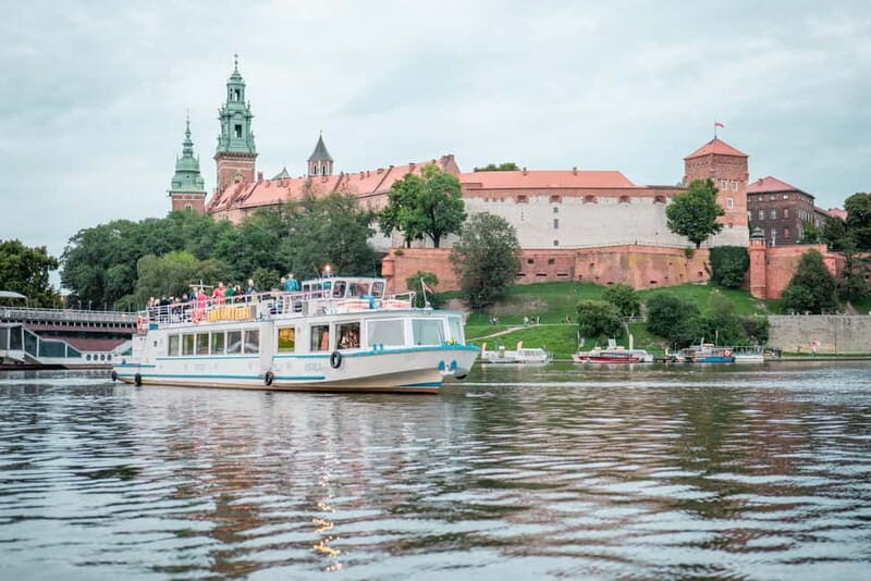 Krakow: Private Evening Boat Tour - Key points worth knowing before you go