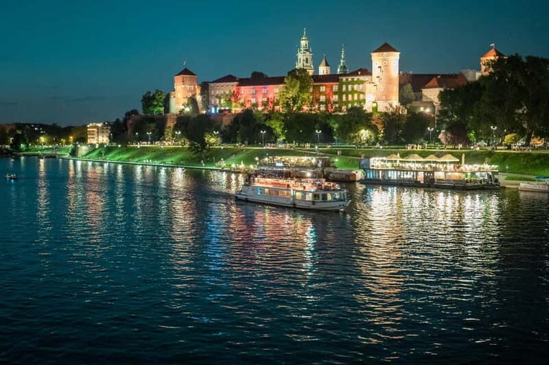 Krakow: Private Evening Boat Tour - What the private evening cruise feels like on the Vistula