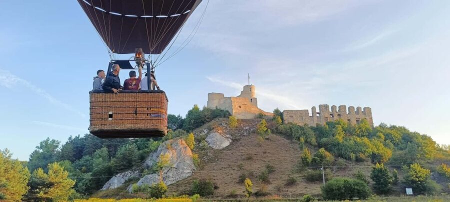 Kraków: Private Hot Air Balloon Flight with Champagne - Comfort rules: what to bring (and what to leave at home)