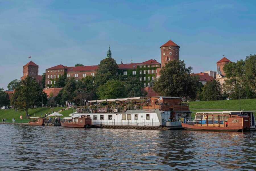 Krakow: Private Traditional Gondola Cruise - Should You Book This Private Gondola Cruise in Krakow?