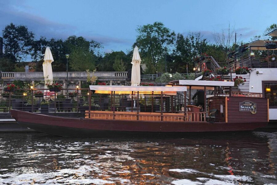 Krakow: Private Traditional Gondola Cruise - What You’ll See on the Vistula: Old Town, Wawel, and the Dragon Angle