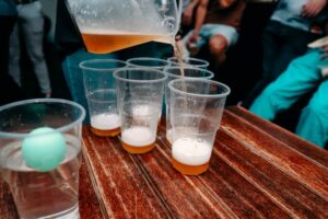 Krakow: Pub, Bar & Club Crawl - The first bar hour (10:00–11:00 PM): unlimited drinks plus real icebreakers