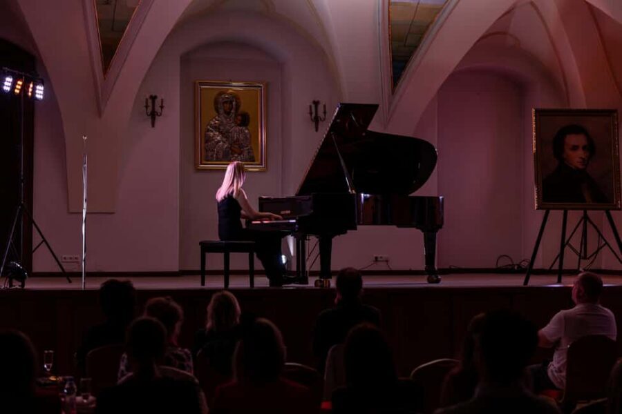 Kraków: Romantic Candlelight Chopin Piano Concert - Candlelit Chopin in a Rare 17th-Century Kraków Church