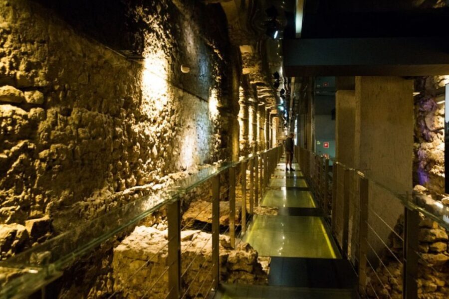 Krakow: Rynek Underground Museum Guided Tour - A 90-Minute Route That Moves You Through the Buried City