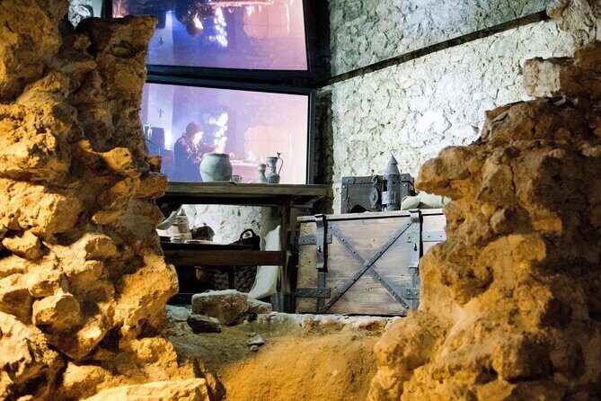 Krakow: Rynek Underground Museum Skip-the-line Guided Tour - Key highlights to plan for