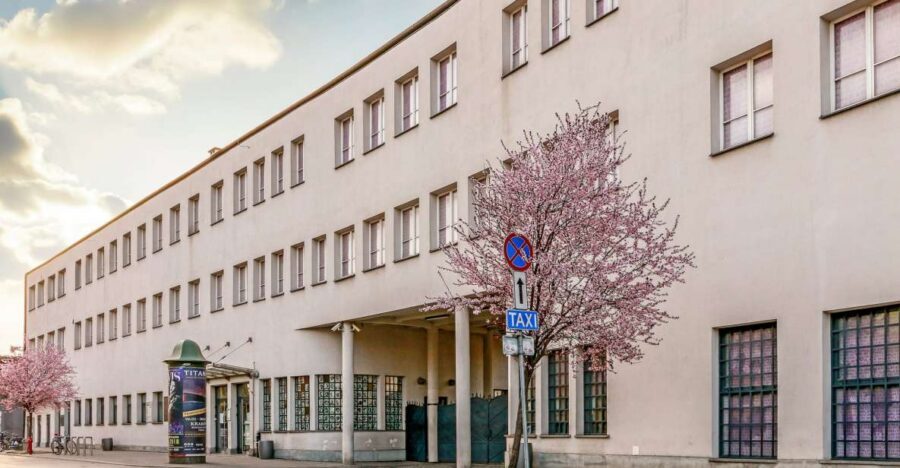 Krakow: Schindler's Factory Guided Tour - A quick history you’ll want before the museum starts