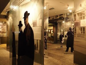 Krakow: Schindler's Factory Museum Guided Tour - Getting there: Lipowa 4 and the tram stops that make it easy