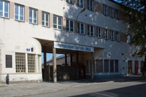 Krakow: Schindler's Factory Skip-the-Line Ticket - Schindler’s Office and Survivor’s Ark: The Symbolic Turn in the Story