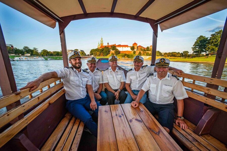 Krakow: Sightseeing Cruise by Vistula River - Father Bernatek’s Bridge: the quirky stop for real city texture