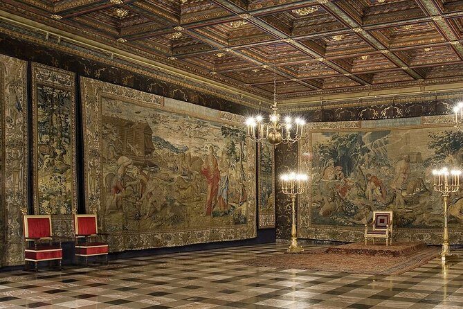 Krakow Skip The Line Wawel Castle and Cathedral Private Tour - Wawel Royal Castle State Rooms (and the Lost Wawel replacement during construction)