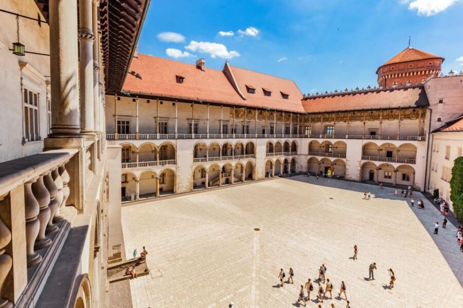Krakow: Skip-the-Line Wawel Castle and Hill Guided Tour - Key things that make this Wawel tour worth it