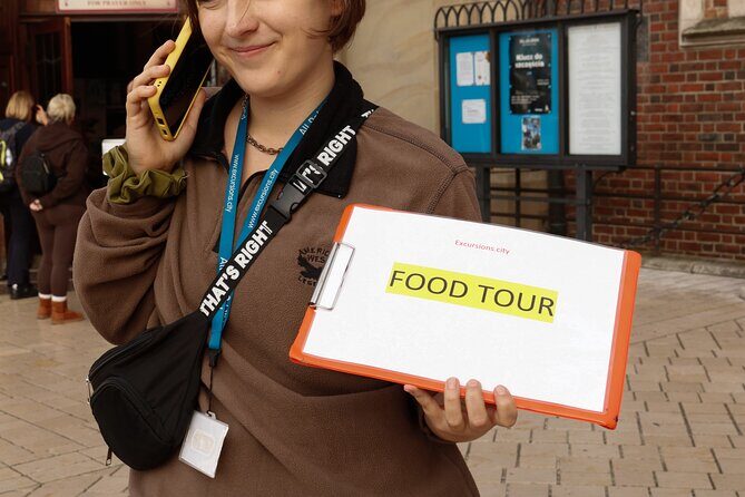 Krakow: Street Food Walking Tour - What you’ll actually taste: the Krakow street-food hit list