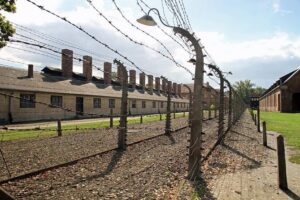 Krakow to Auschwitz Birkenau Guided Tour with Ticket and Transfer - Auschwitz I with a guide: why the first 2 hours matter