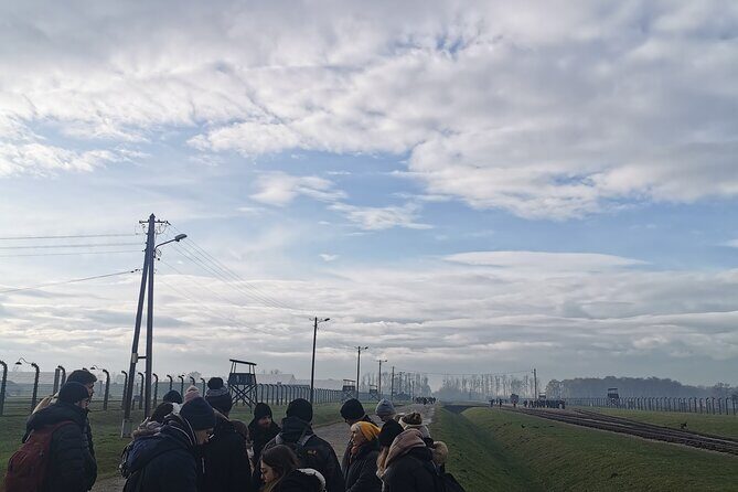 Krakow to Auschwitz Birkenau Guided Tour with Transfer and Ticket - Stop 4: Back to Krakow—no rush, just enough decompression