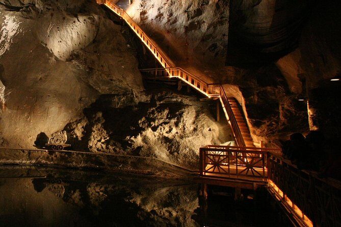 Krakow to Wieliczka: Salt Mine Guided Tour with Ticket & Transfer - Wieliczka Salt Mine: the UNESCO maze that fits a half-day
