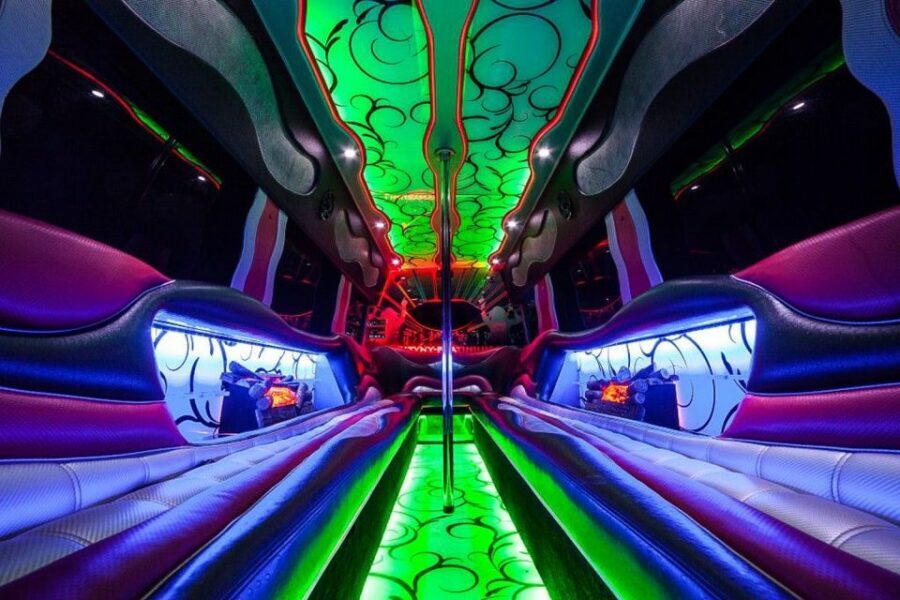 Krakow: VIP Limo Party Tour - A Krakow Night Out, Rolled Up in One Hour