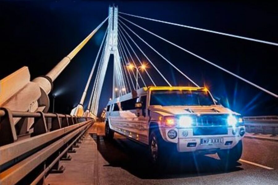 Krakow: VIP Limo Party Tour - The Limo Experience: Sound, Lights, and Drinks Without the Stress