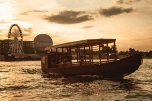 Krakow: Vistula Night Cruise by Gondola w/ Audio Commentary - Finding Mauritania Barge Without Stress (and Why Arriving Early Matters)