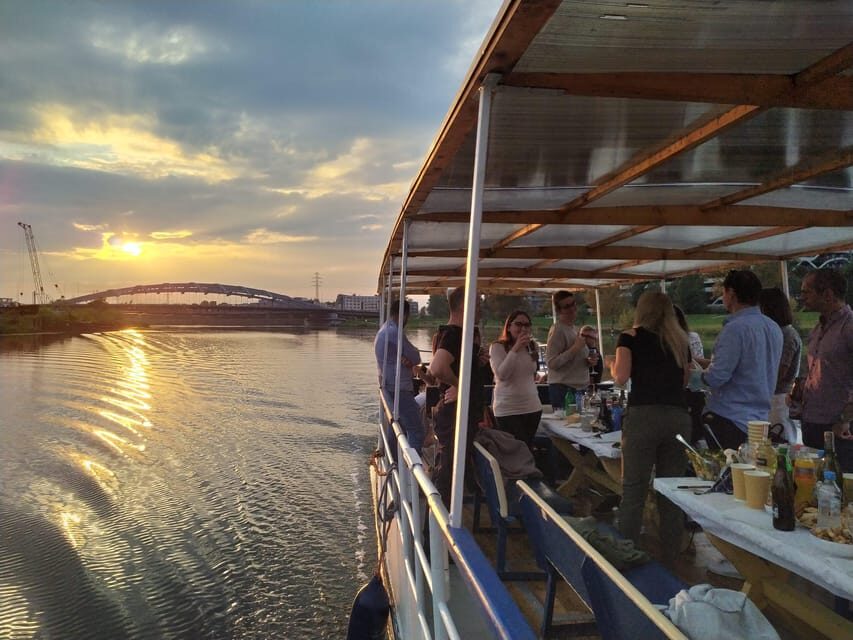 Krakow: Vistula River Cruise with Historical Views - Key Points I’d Tell a Friend
