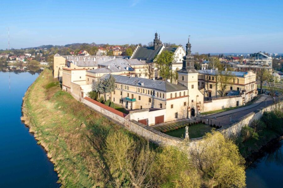 Krakow: Vistula River Cruise with Historical Views - Should You Book This Vistula River Cruise?