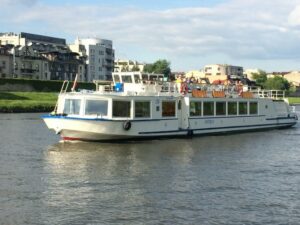 Krakow: Vistula River Panoramic Boat Tour ️ - Audio guide experience: pre-recorded stories in your language