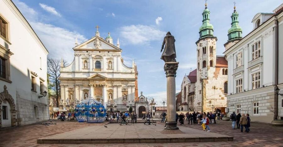 Krakow: Wawel Castle & Cathedral, Old Town & City Basilica - Wawel Cathedral: crowns, chapels, and the tower climb
