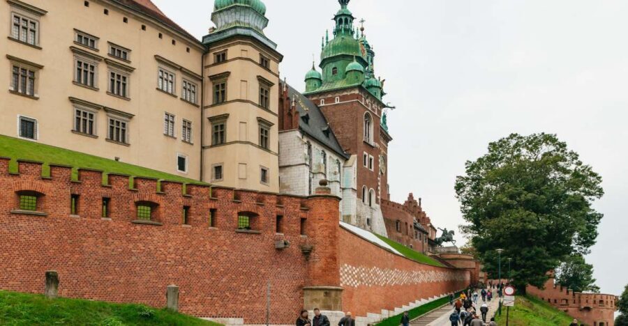 Krakow: Wawel Royal Hill with Optional Castle and Cathedral - Why Wawel Hill feels like the heart of Krakow