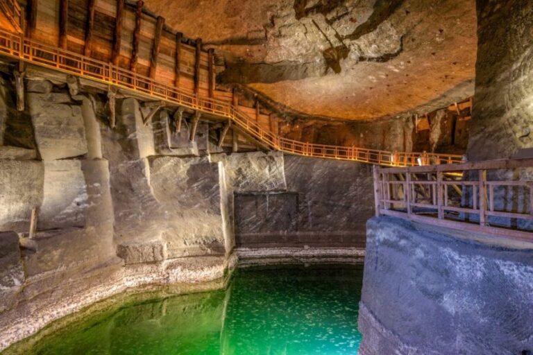 Krakow: Wieliczka Salt Mine Guided Tour - Getting there fast: meeting point, small-group ride, and timing