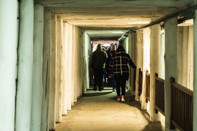 Krakow: Wieliczka Salt Mine Guided Tour with Pick-up options - Chapel of St. Kinga: the moment people talk about
