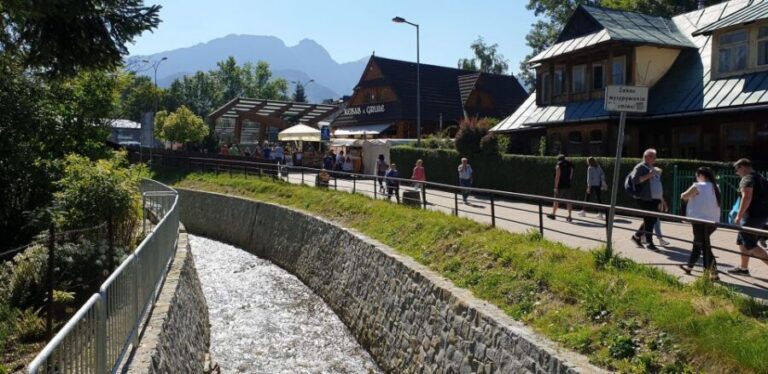 Krakow: Zakopane, Funicular, Cheese, and Highland Day Trip - The Real Reason Chochołów Works: Wooden Highlander Village, Not Just a Photo Stop