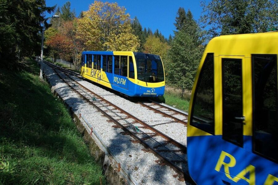 Krakow: Zakopane Tatra Mountains, Cable Car, Local Tasting - Chochołów’s wooden houses: more than just pretty photos