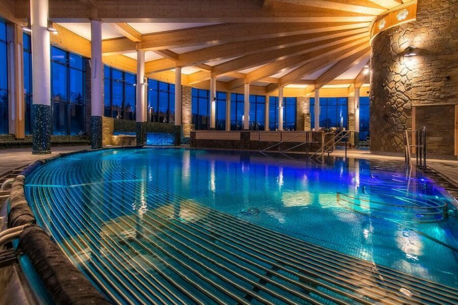 Krakow: Zakopane-Thermal Bath(Evening Time)with Hotel Pickup - Packing and practical tips that save time at the baths