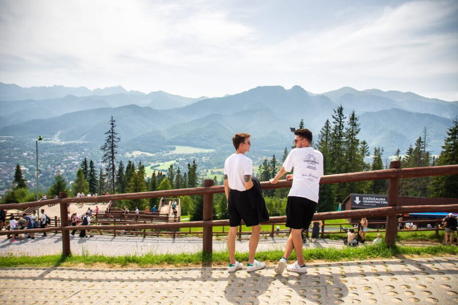 Krakow: Zakopane Tour with Cable Car, Tasting & Hotel Pickup - Gubałówka hill cable car/funicular: where the views pay off