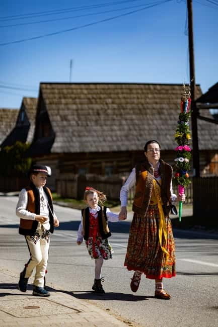 Krakow: Zakopane Tour with Chocholow Hot Baths and Cable Car - Kościelisko-style mountain culture without the long detour