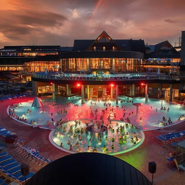 Krakow: Zakopane Tour with Chocholow Hot Baths and Cable Car - The long ride onward: from Zakopane to Chocholów Thermal Baths
