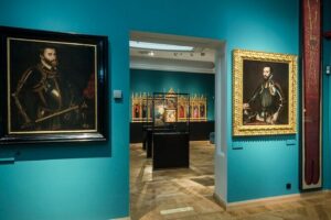 Lady with an Ermine: Czartoryski Museum - Entrance with CityPass - Finding the Da Vinci Room Fast (and Why That Tip Works)