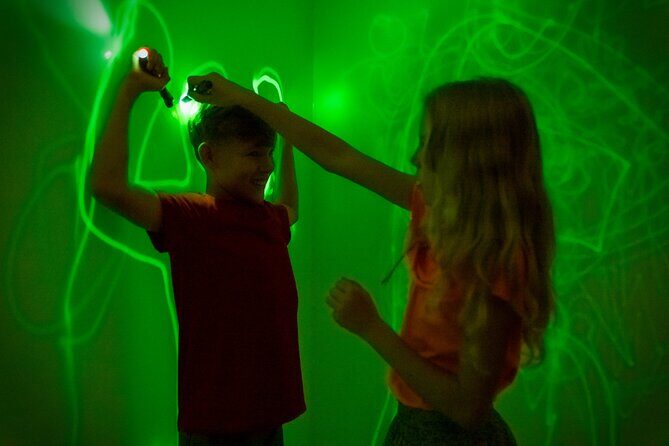 Museum of illusions Entry Ticket - Getting in with a mobile ticket: less friction, more play