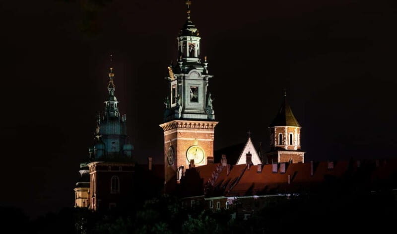 Mysterious Wawel Cathedral and Wawel Courtyard Guided Tour - Key Things You’ll Notice on This Wawel Tour