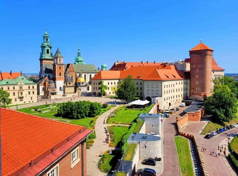Mysterious Wawel Cathedral and Wawel Courtyard Guided Tour - Price and Value: Is $32 Worth It?