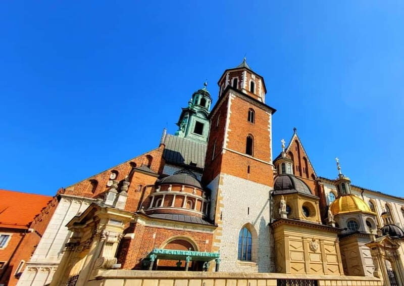 Mysterious Wawel Cathedral and Wawel Courtyard Guided Tour - Who This Tour Fits Best (and Who Might Want Something Else)