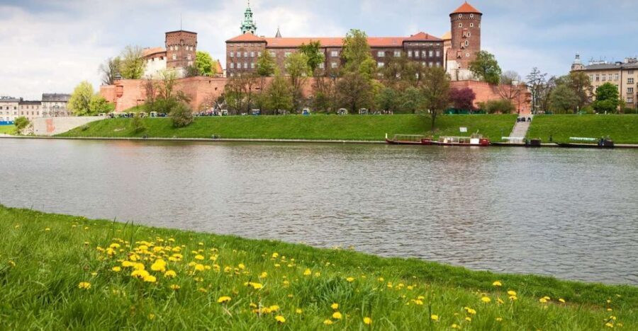 Picturesque Cruise on the Vistula in the Heart of Krakow - What the cruise route feels like on a modern catamaran